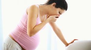 صورة: تقليل الشعور بالغثيان أثناء الحمل