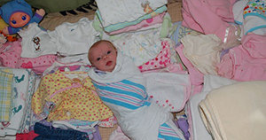صورة: كيف تختارين ملابس طفلك الرضيع