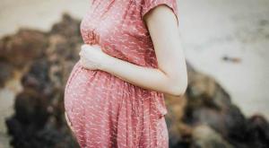 صورة: تزييف الحمل أو كيف تدعين أنك حامل