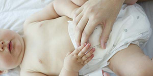 صورة: علاج التهاب مكان الحفاضات عند الاطفال