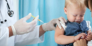 صورة: معلومات خاطئة تتعلق بتطعيمات الأطفال وتصحيحها