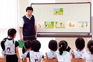 صورة: مهارات أساسية يمكن أن يتعلمها الطفل قبل سن المدرسة