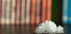 المخاطر والآثار الجانبية لكلوريد الصوديوم صورة: المخاطر والآثار الجانبية لكلوريد الصوديوم