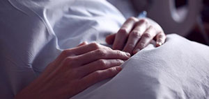 صورة: أضرار نزول الرحم و مراحل نزول الرحم