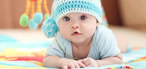 صورة: ما الذي يحدد لون عيون الطفل و هل يمكن توقع لون عيون الطفل