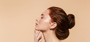 صورة: هل يفيد الجلسرين السائل الوجه و هل يسبب الجلسرين تهيج البشرة