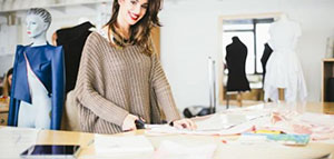 تصميم الأزياء و كيف يصبح الفرد مصمم أزياء صورة: تصميم الأزياء و كيف يصبح الفرد مصمم أزياء