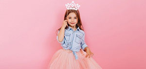 معنى اسم حرير و أصل اسم حرير و جمع اسم حرير وجذره صورة: معنى اسم حرير و أصل اسم حرير و جمع اسم حرير وجذره