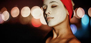 صورة: وصفة الأرز المطحون و قناع ماء الورد ودقيق الحمص