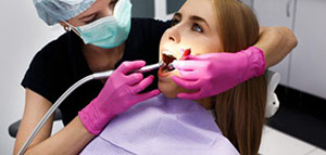 ضرس العقل و مضاعفات خلع ضرس العقل و أسباب خلع ضرس العقل صورة: ضرس العقل و مضاعفات خلع ضرس العقل و أسباب خلع ضرس العقل