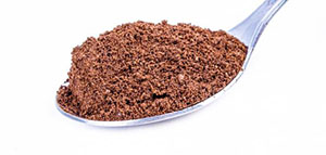 صورة: القهوة والعسل وزيت جوز الهند و القهوة وزيت بذور العنب والسكر البني