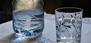 صورة: فوائد الماء لعلاج الإمساك و طرق أخرى لعلاج الإمساك