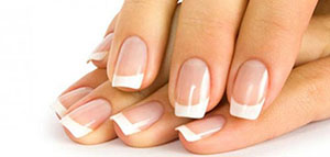 صورة: تناول مكمل البيوتين الغذائي و تطبيق الوصفات المنزلية