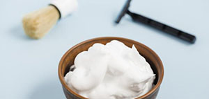 صورة: الحلاقة و الليزر و كريم إزالة الشعر