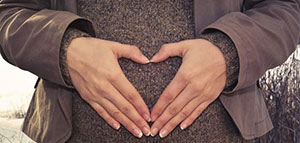 صورة: الحمل و علامات الحمل قبل الدورة و طرق الكشف عن الحمل