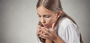 صورة: كيف أوقف الترجيع عند الأطفال و دواعي مراجعة الطبيب